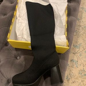 Size 8 Sam Edelman Simone black knit boots